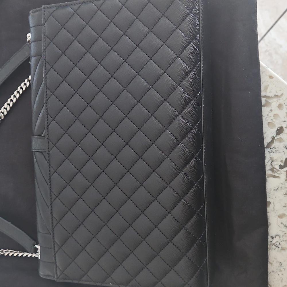 Yves Saint Laurent Black Envelope in Matelasse Lambskin - EUC - Picture 4 of 16